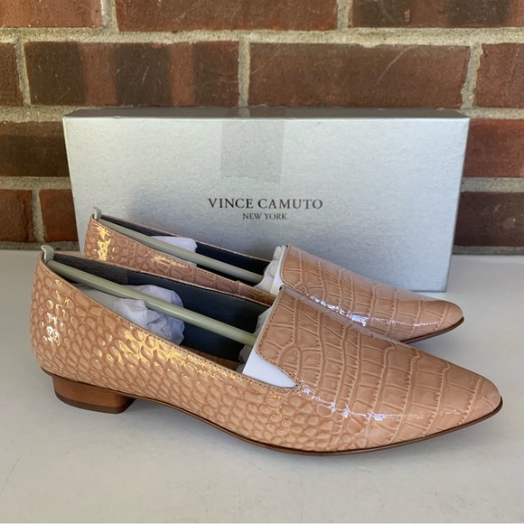 Vince Camuto Shoes - Vince Camuto Kikie cream leather Slip On Flats Loafers Women’s US 8.5 M